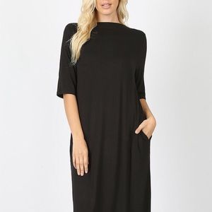 SOFT and STRETCHY black dress with pockets!